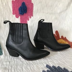 Ecote black leather boots